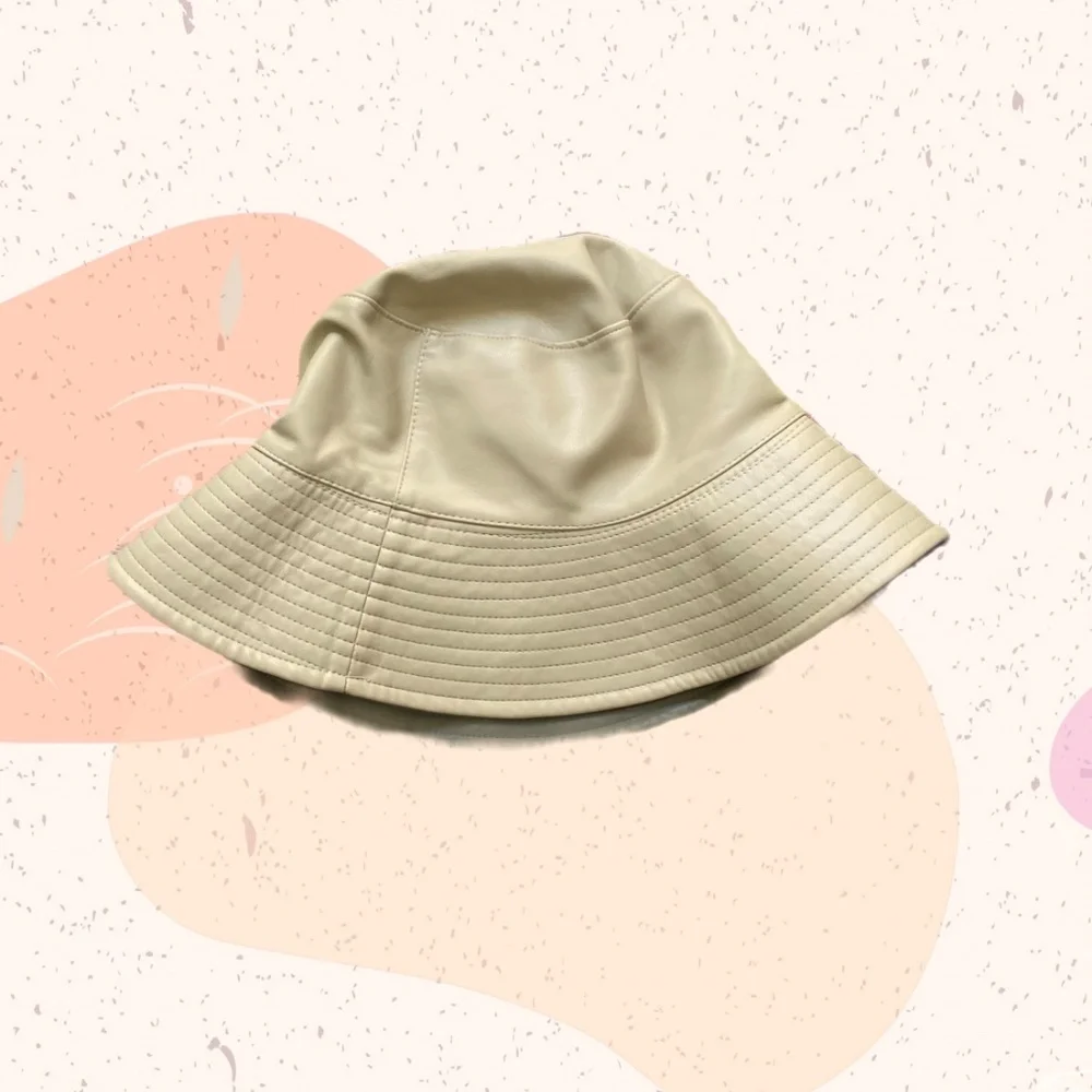 H&M reversible bucket hat - Picture 2 of 3
